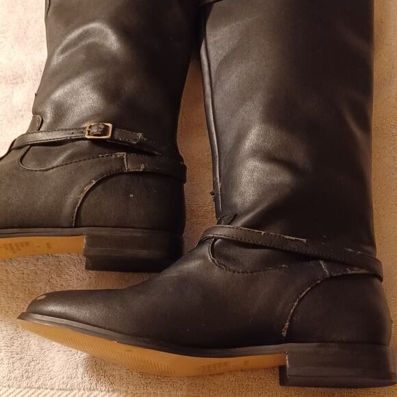 Victoria's Secret Black Fold Over Knee Riding Boots Buckle Strap Size 7B - Picture 6 of 12